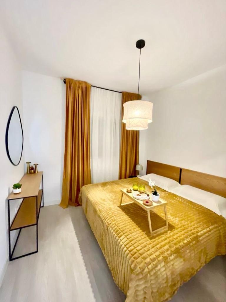 Historical Centre! Private Terrace & Gym-Near Public Parking Apartman Málaga Kültér fotó